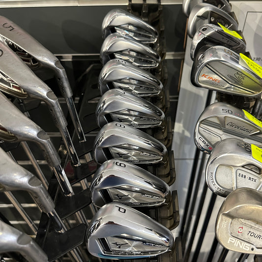 JPX 921 Hot Metal Pro Irons 4-PW PX LZ 5.5 (Reg) Black Shafts