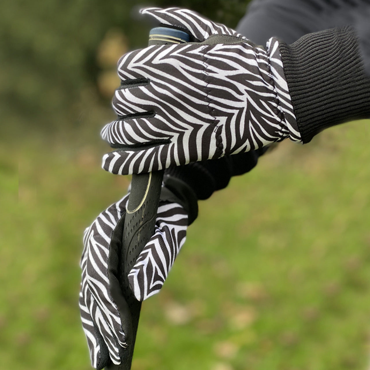 Polar Stretch Winter Glove - Black Zebra