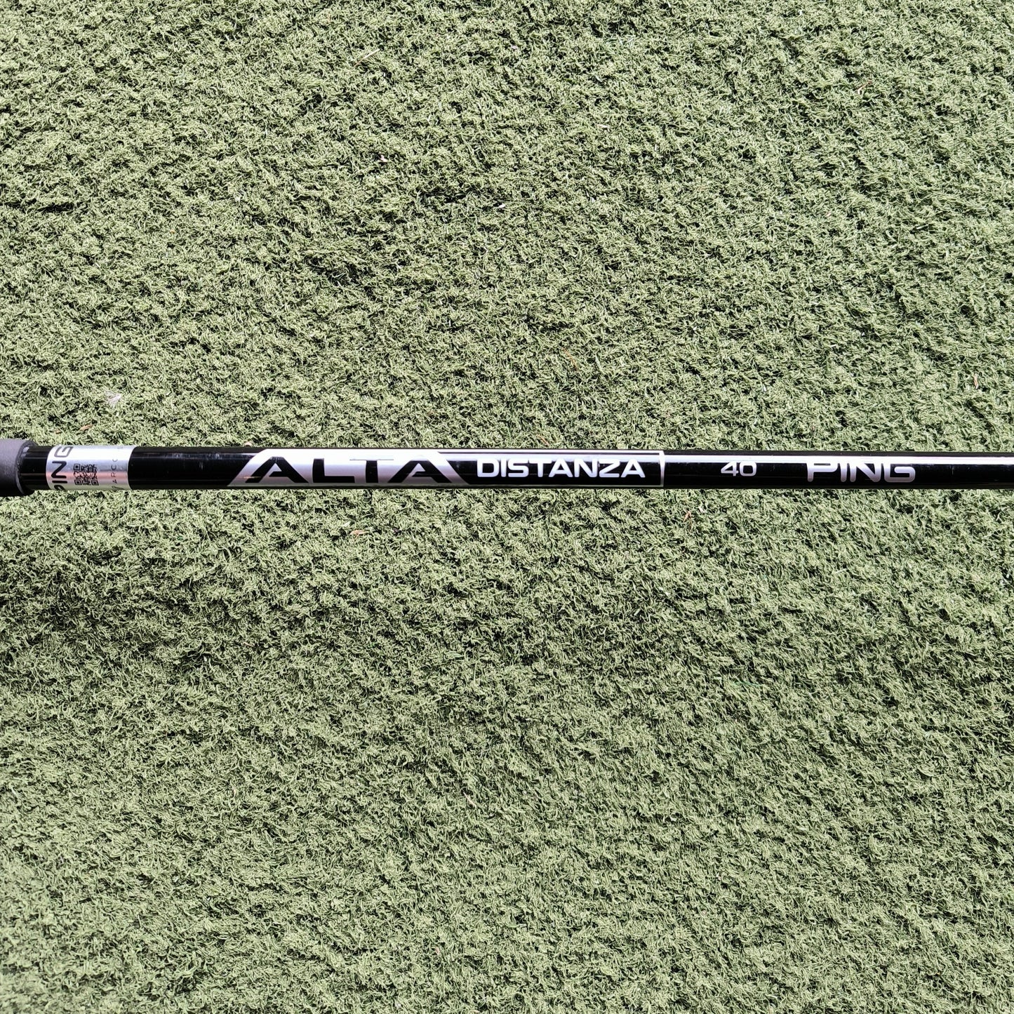 G425 7-PW+UW+SW, Distanza Graphite, White Dot