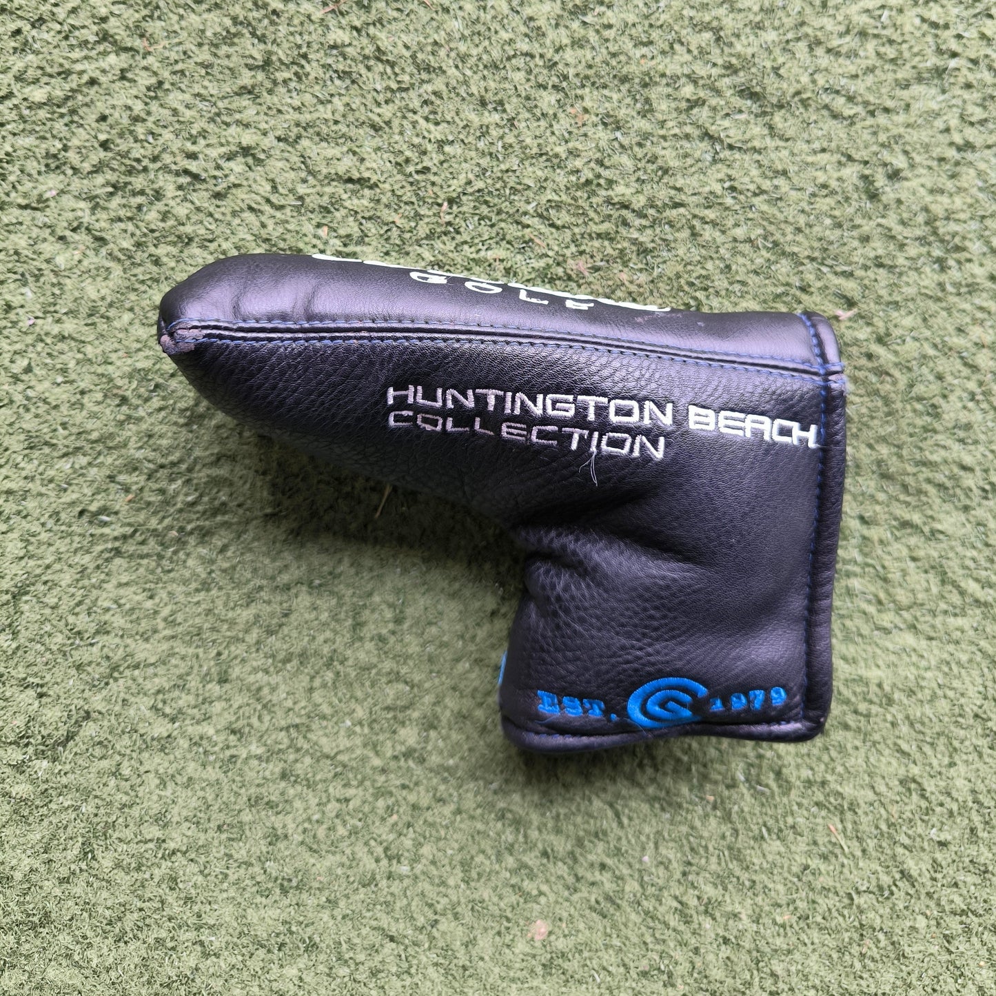 Huntington Beach 8 35" Putter with headcover
