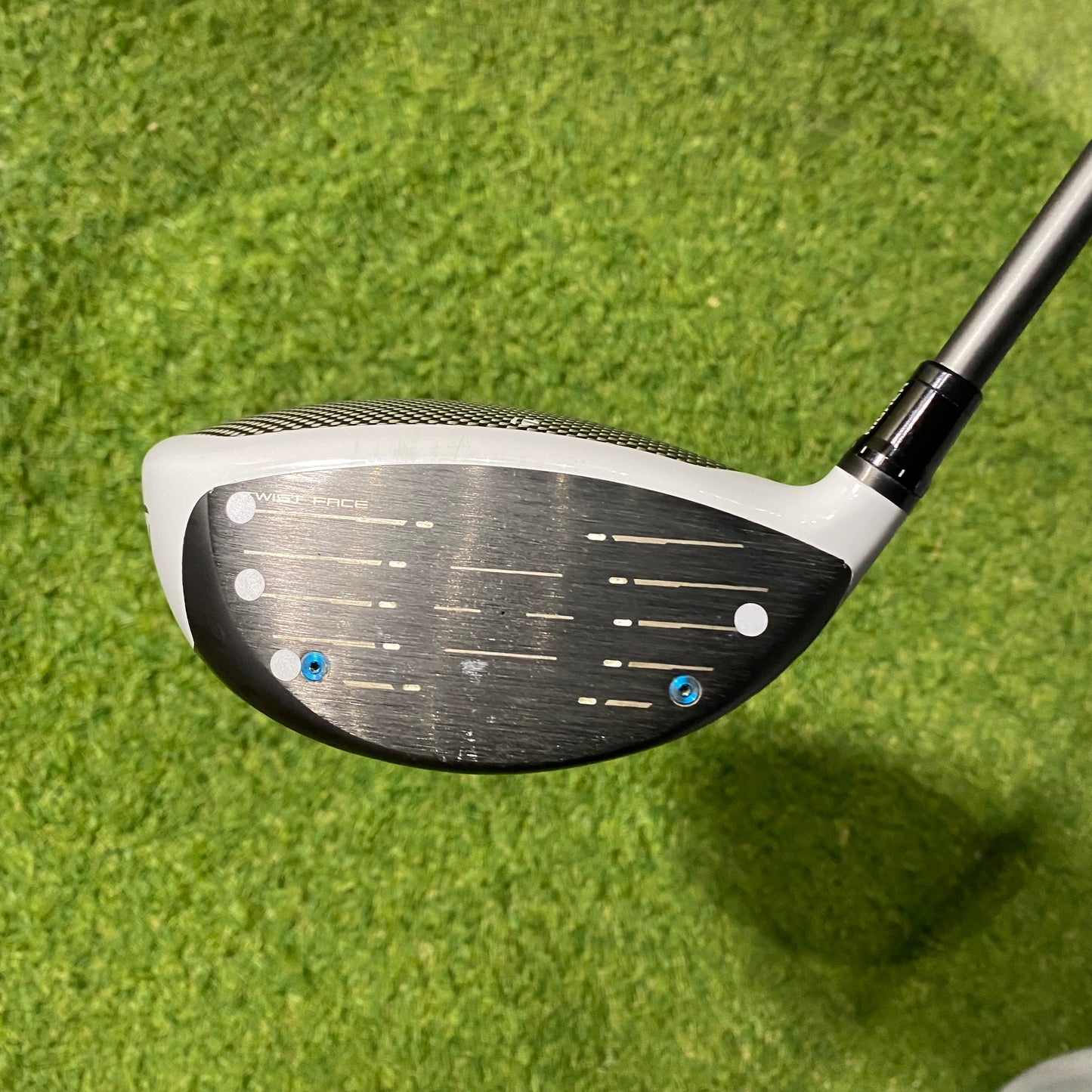 Sim 9 deg Driver Hzrdus 6.5 X-Stiff