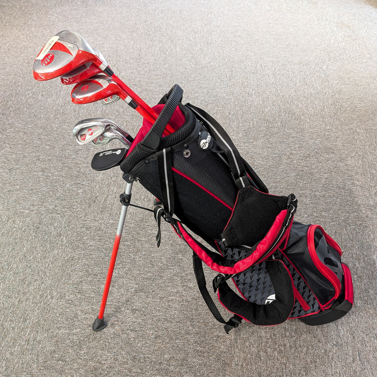 Mkids Red Half Set + Driver & Hy