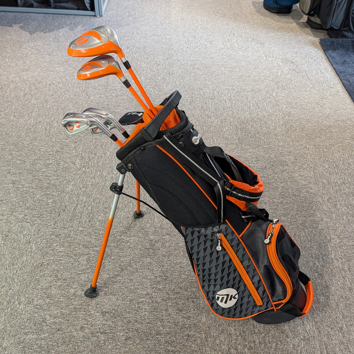 Mkids Orange Half Set + Driver